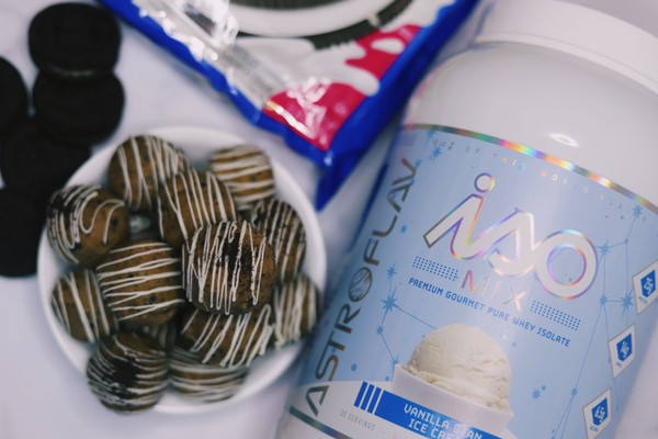 Healthier You: Oreo Protein Bites