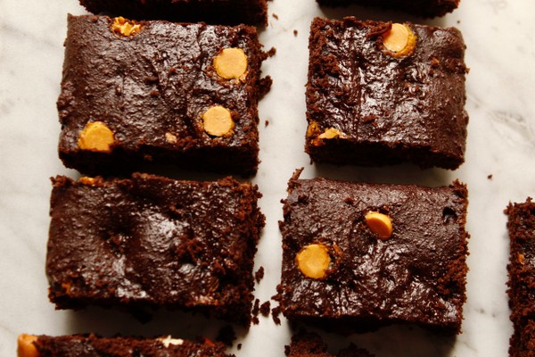 Salted Caramel Protein Brownies